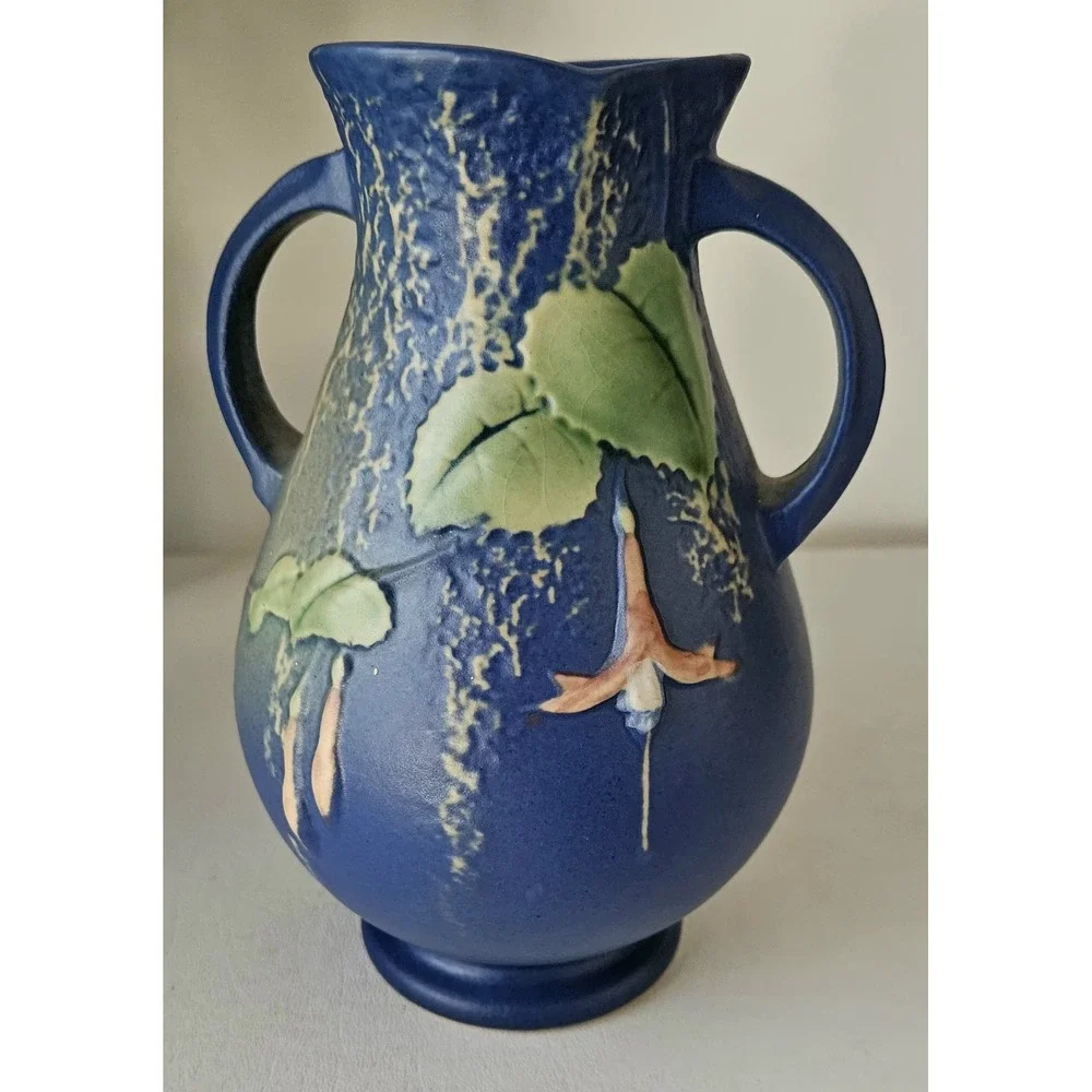 Vintage 1938 Roseville Pottery Fuchsia Blue #895-7